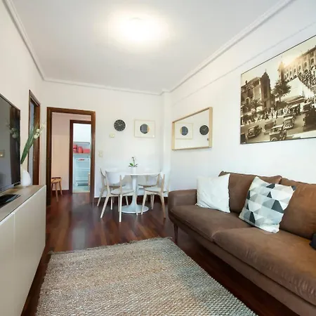 Agradable Con Parking En Gros Apartment *