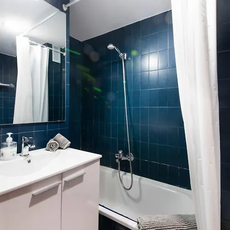 Agradable Con Parking En Gros Apartment San Sebastian